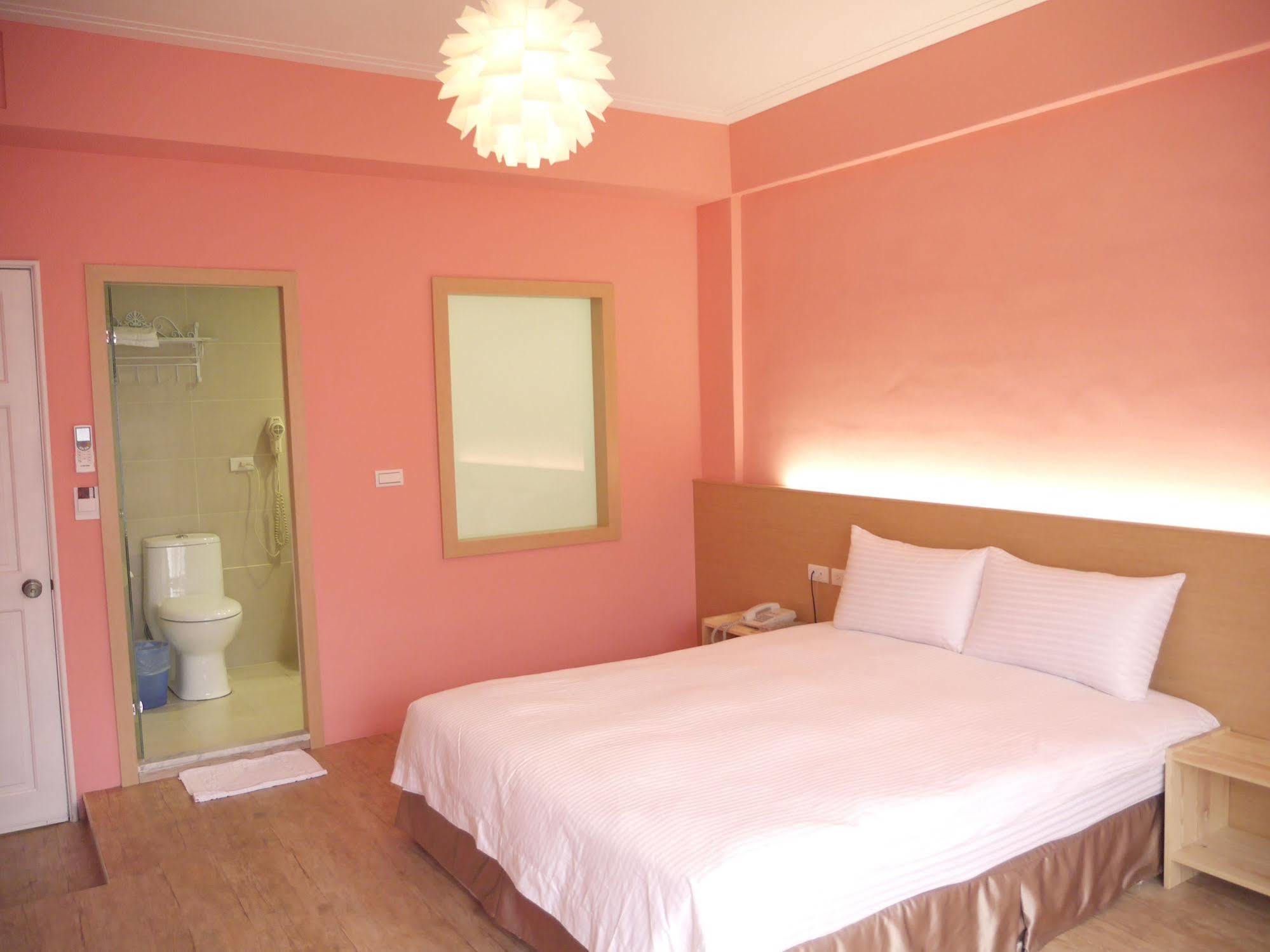 Young Motel T'ai-tung Εξωτερικό φωτογραφία